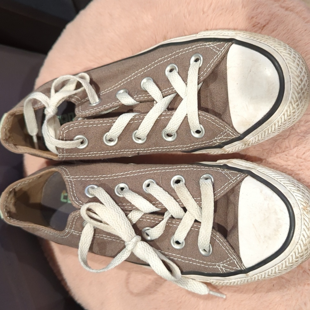 Converse Size 6 Women Gray Teal colorway